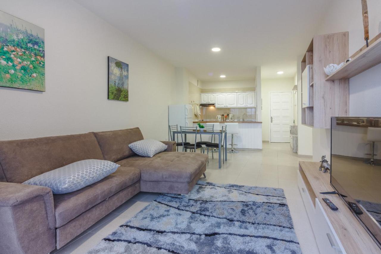 Seguro Spacious Apartment With Roomy Terrace ปัวร์โตเดซานตีอาโก ภายนอก รูปภาพ